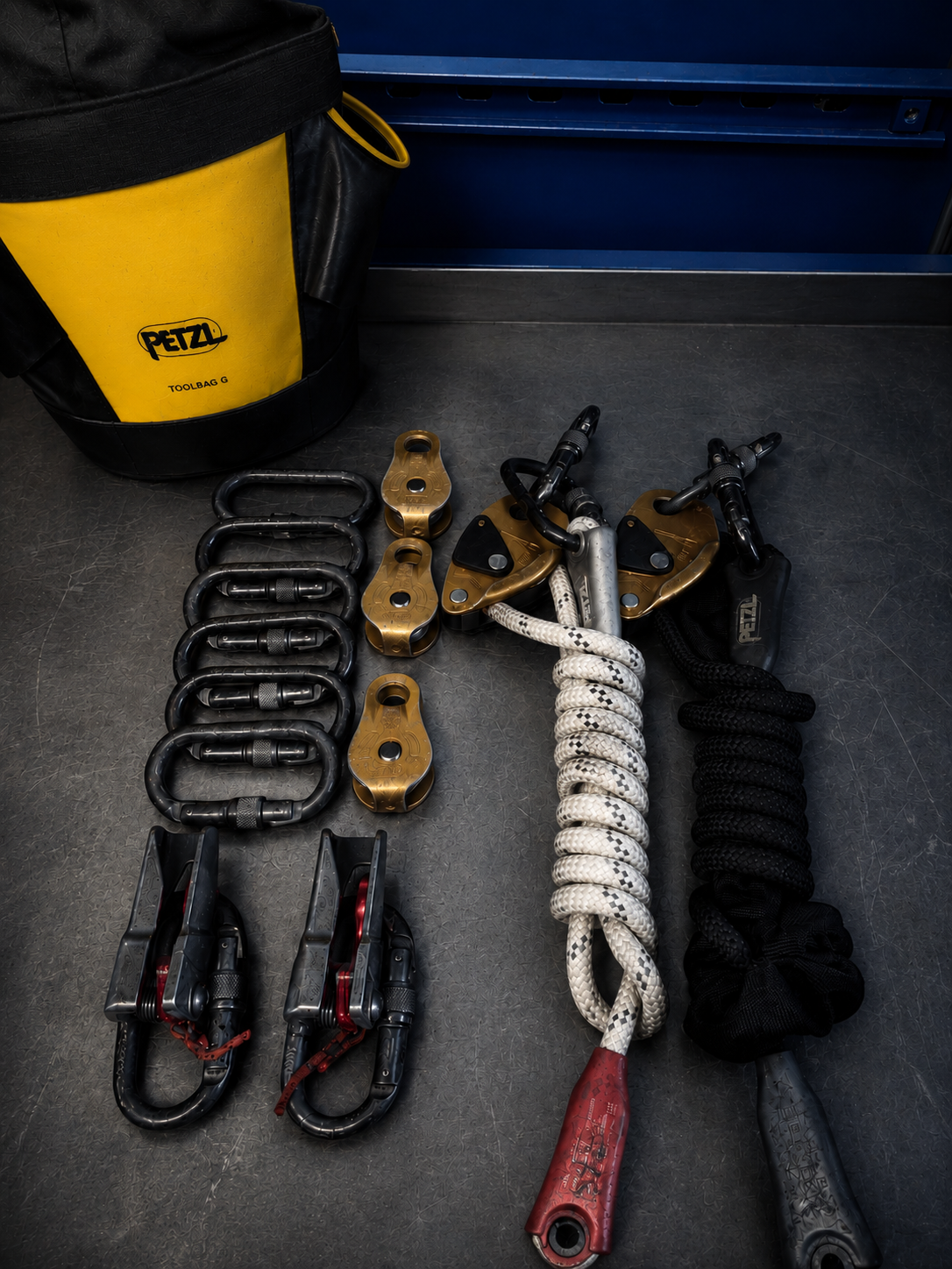 Rope access equipment